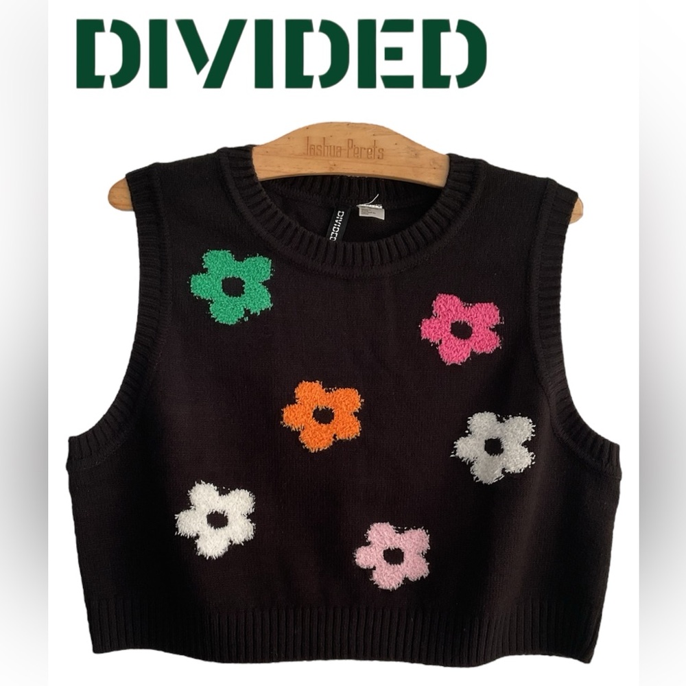 🌴H&M Divided Brown Knit Sweater